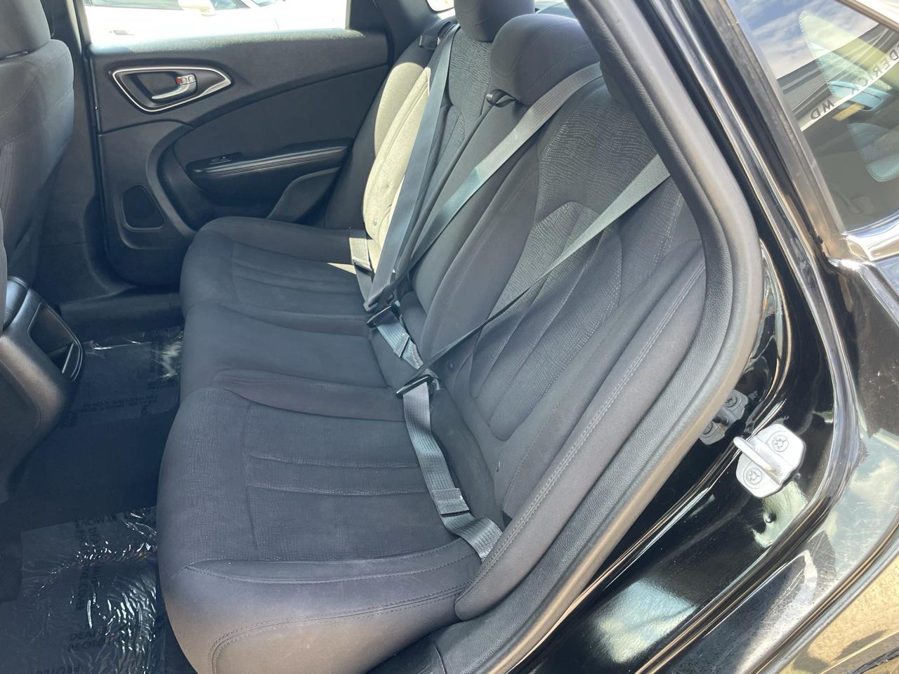 Chrysler 200 Limited 2015
