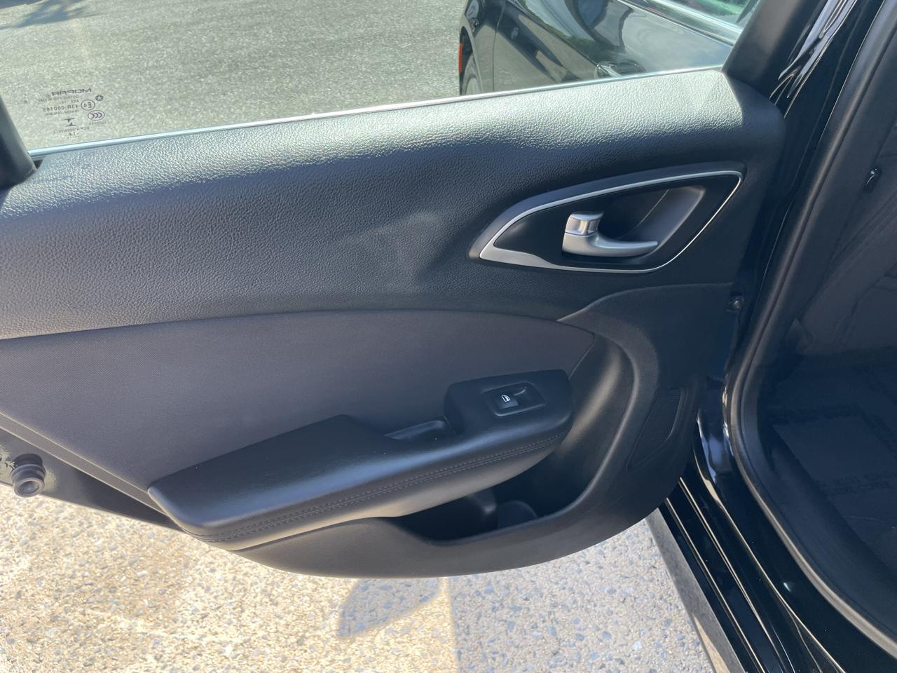 Chrysler 200 Limited 2015