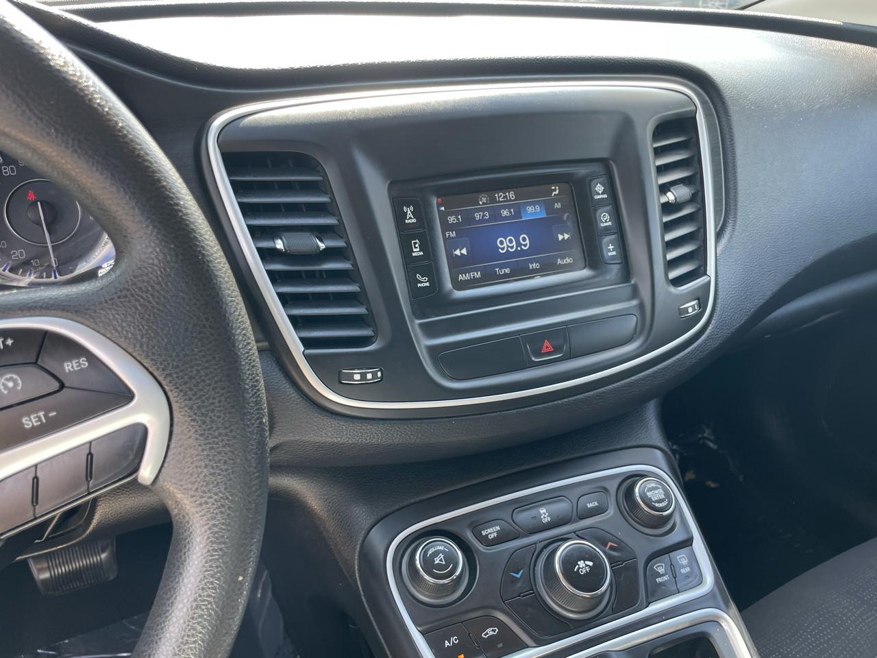 Chrysler 200 Limited 2015