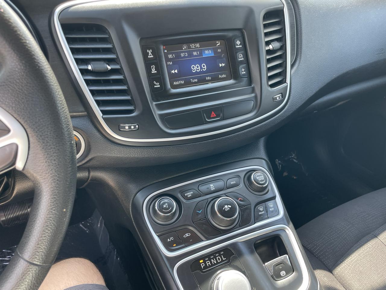 Chrysler 200 Limited 2015