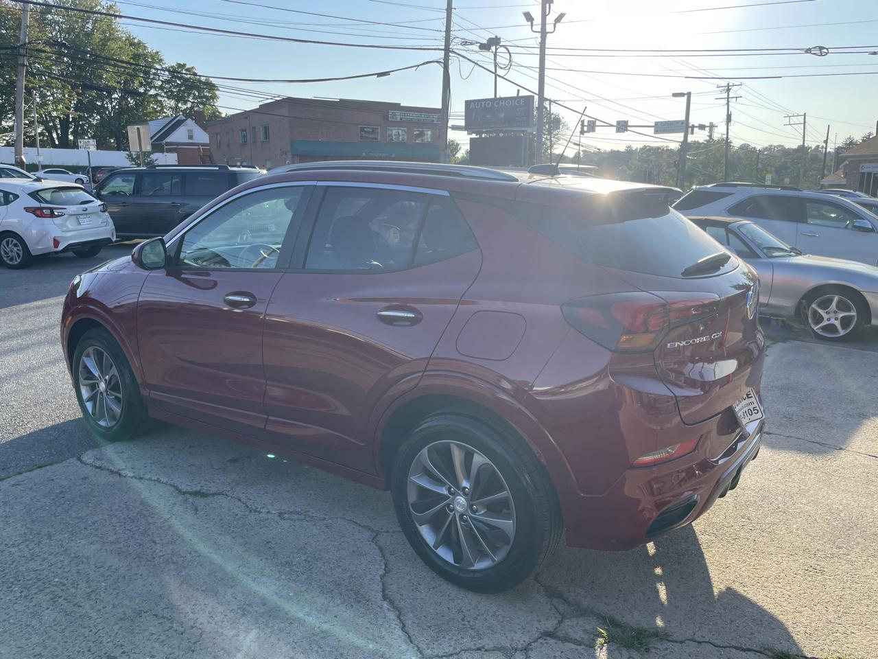 Buick Encore GX FWD 4dr Sport Touring 2021