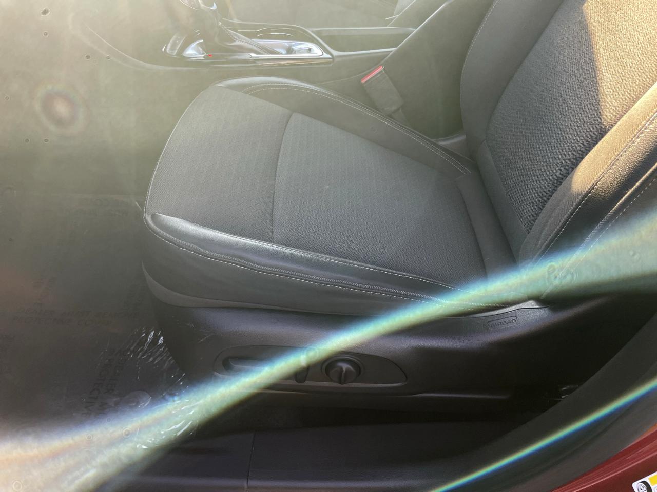 Buick Encore GX FWD 4dr Sport Touring 2021