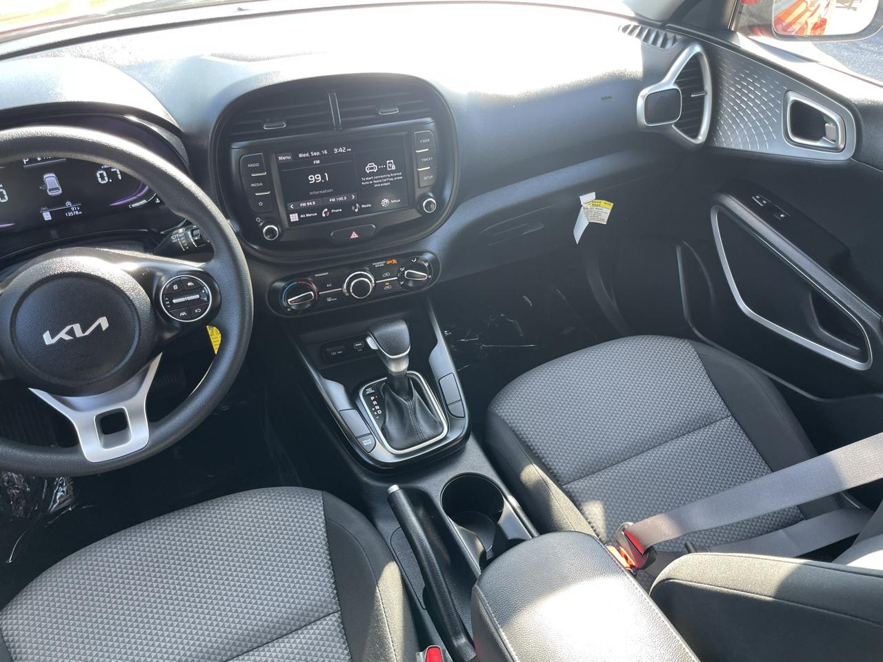 Kia Soul LX 2025