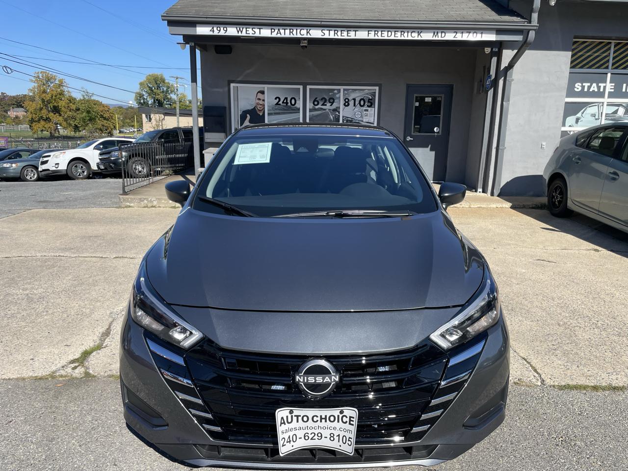 Nissan Versa S CVT 2025