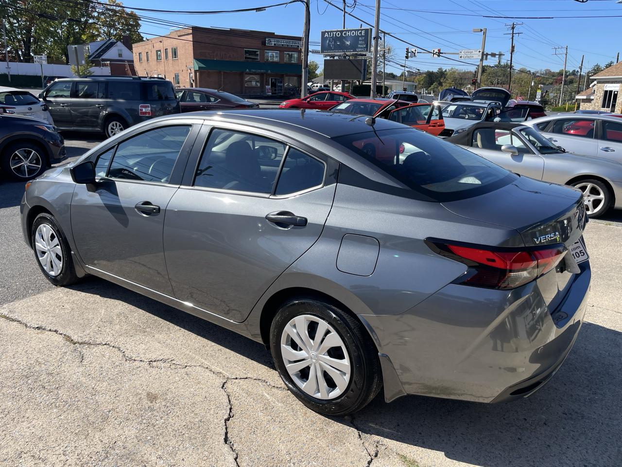 Nissan Versa S CVT 2025