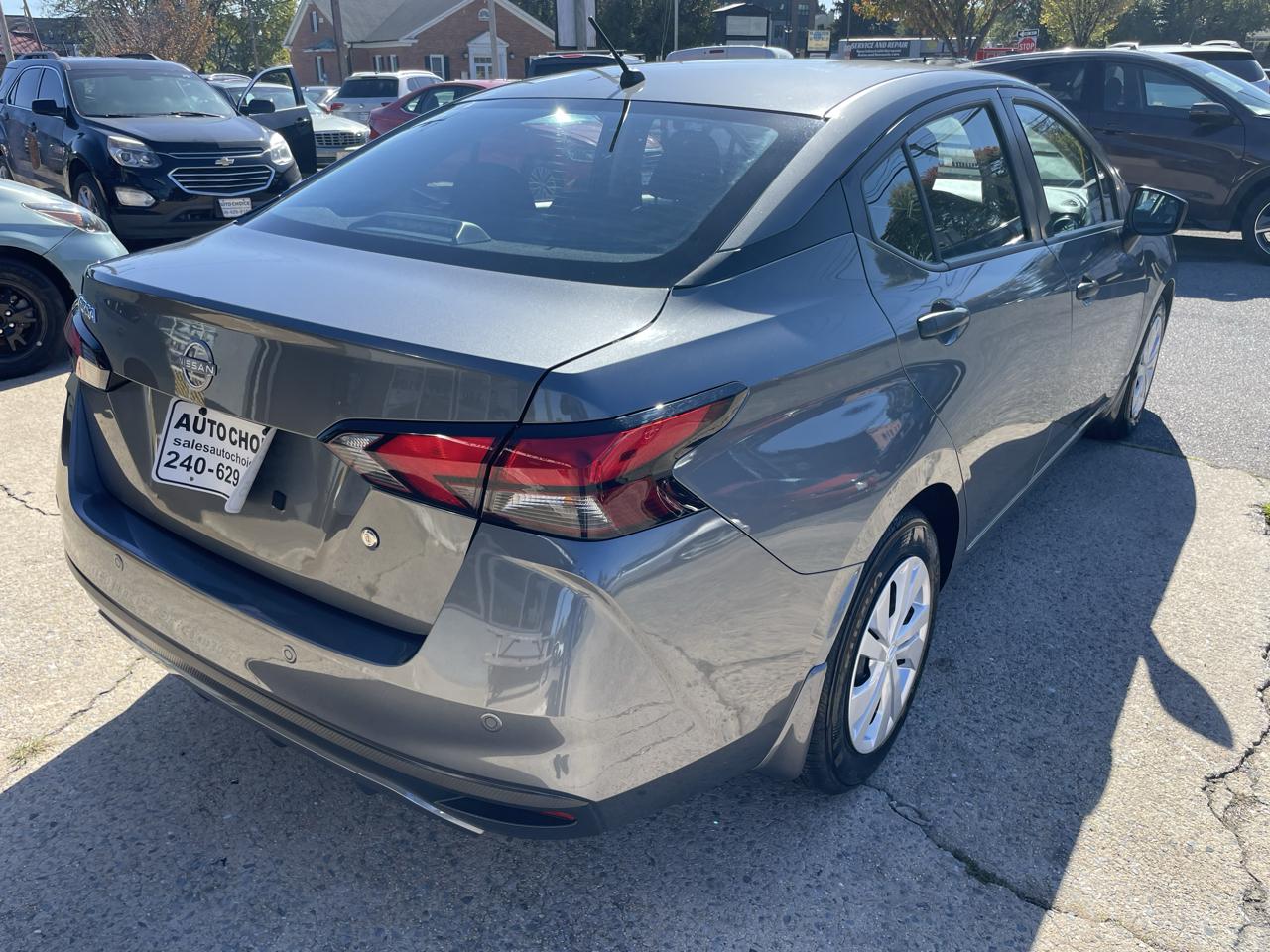 Nissan Versa S CVT 2025