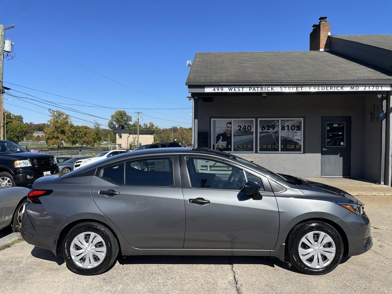 Nissan Versa S CVT 2025