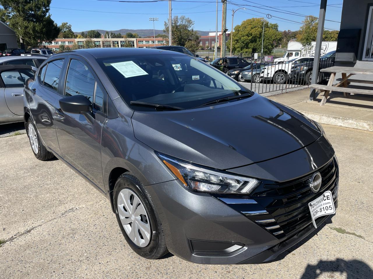 Nissan Versa S CVT 2025