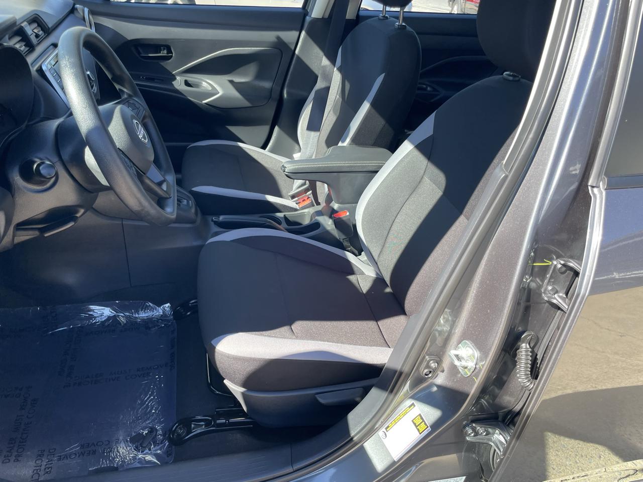 Nissan Versa S CVT 2025