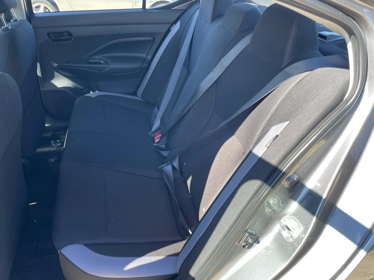 Nissan Versa S CVT 2025
