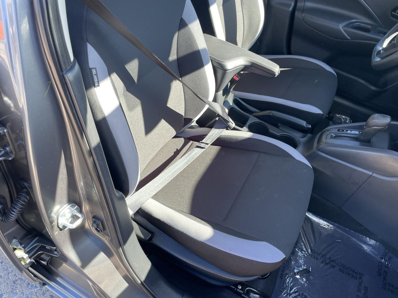 Nissan Versa S CVT 2025