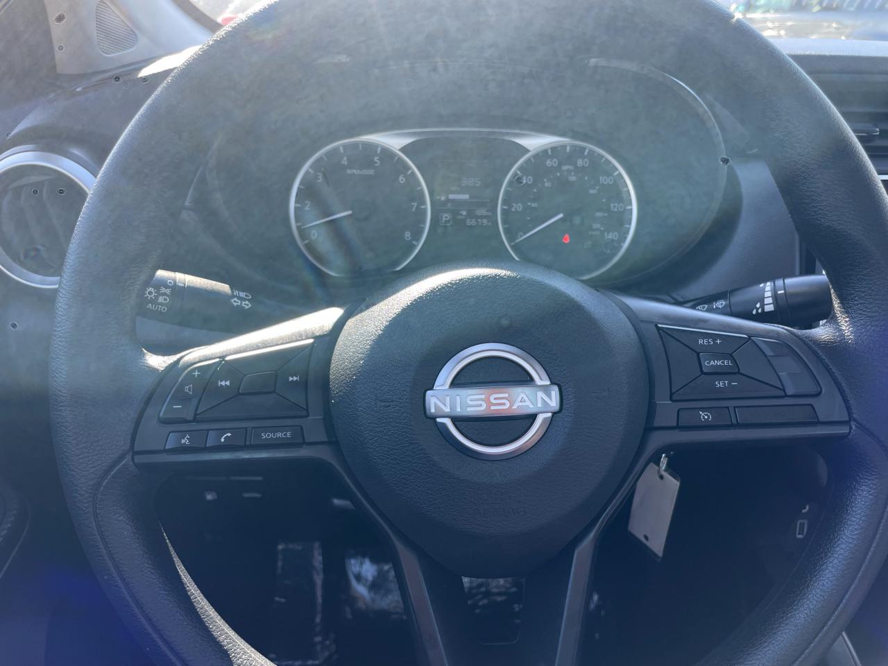 Nissan Versa S CVT 2025