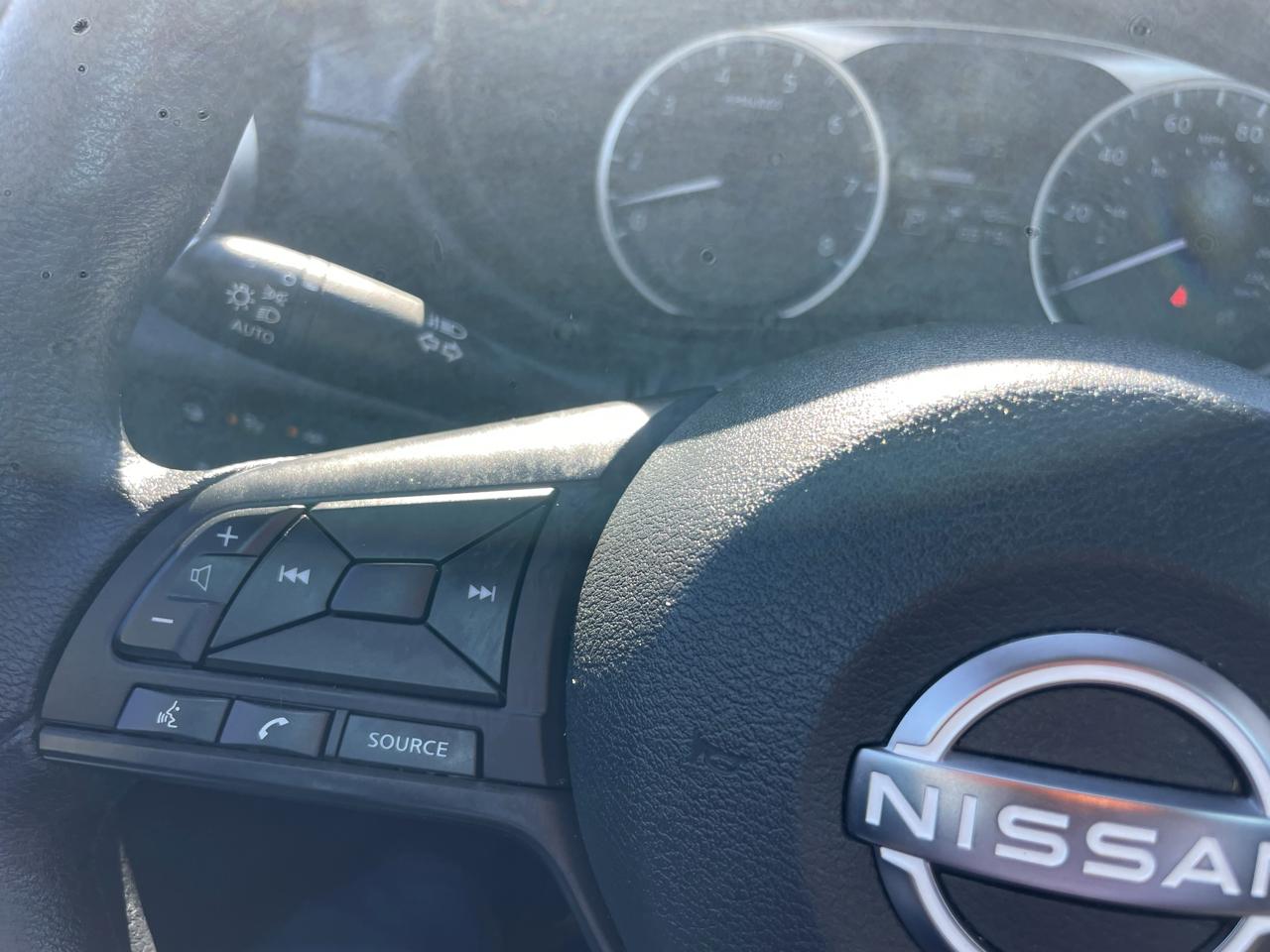 Nissan Versa S CVT 2025
