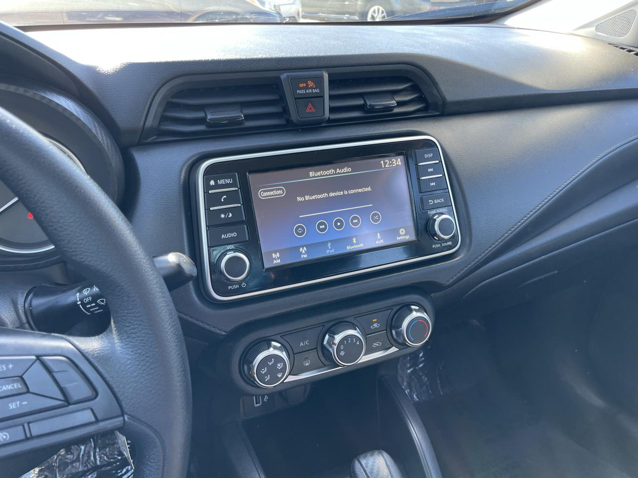 Nissan Versa S CVT 2025