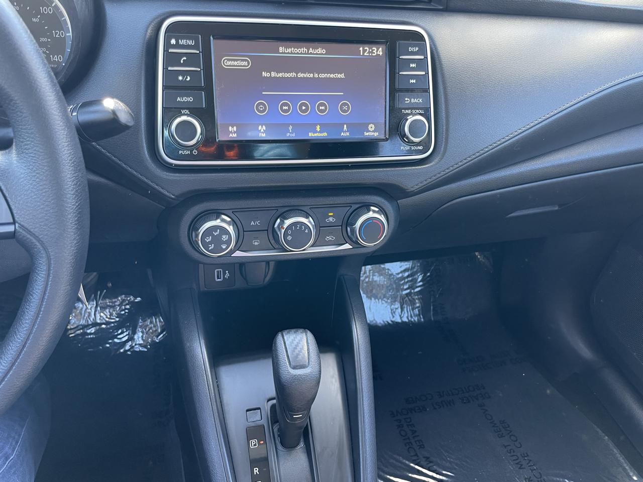 Nissan Versa S CVT 2025