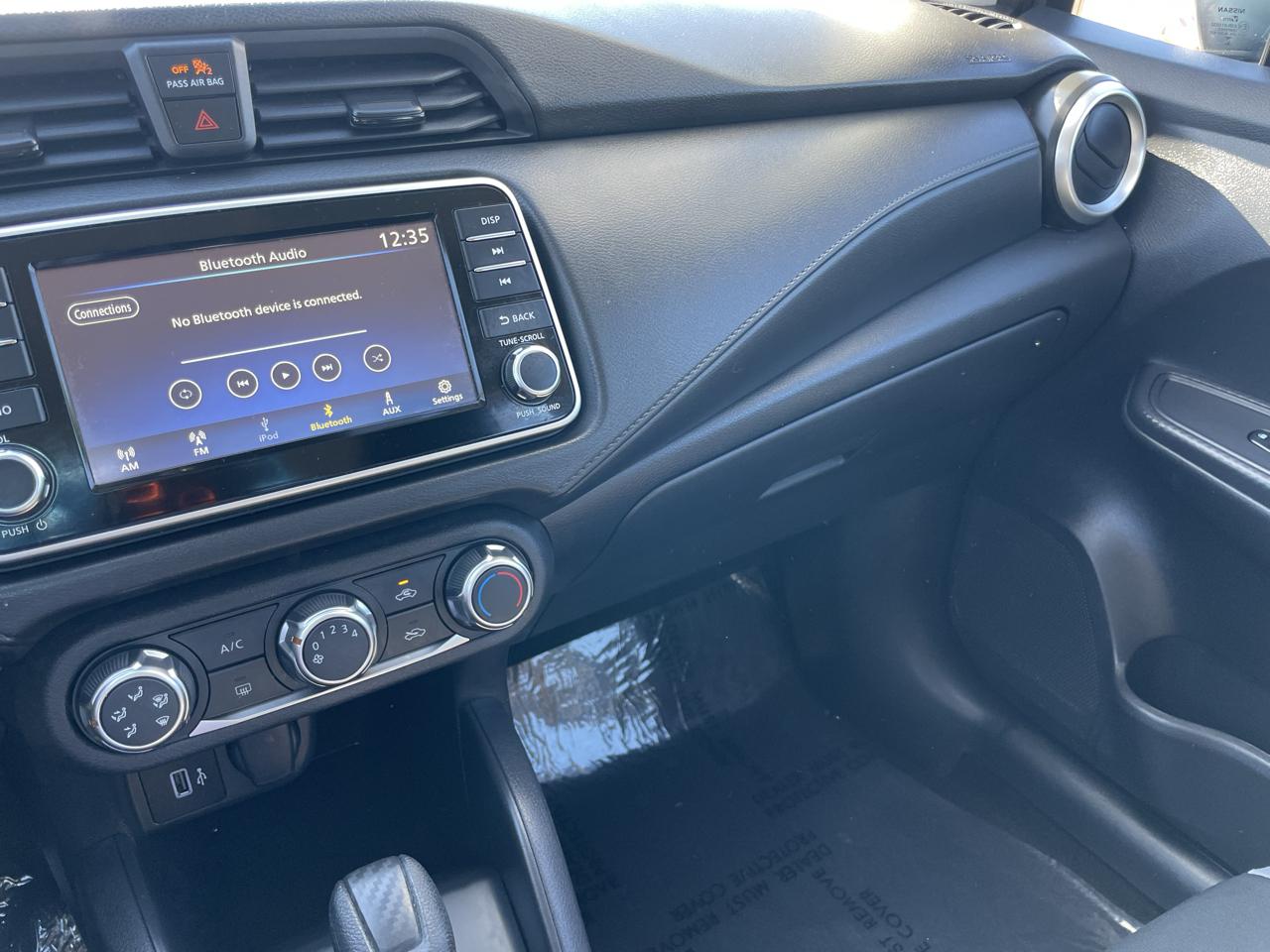 Nissan Versa S CVT 2025