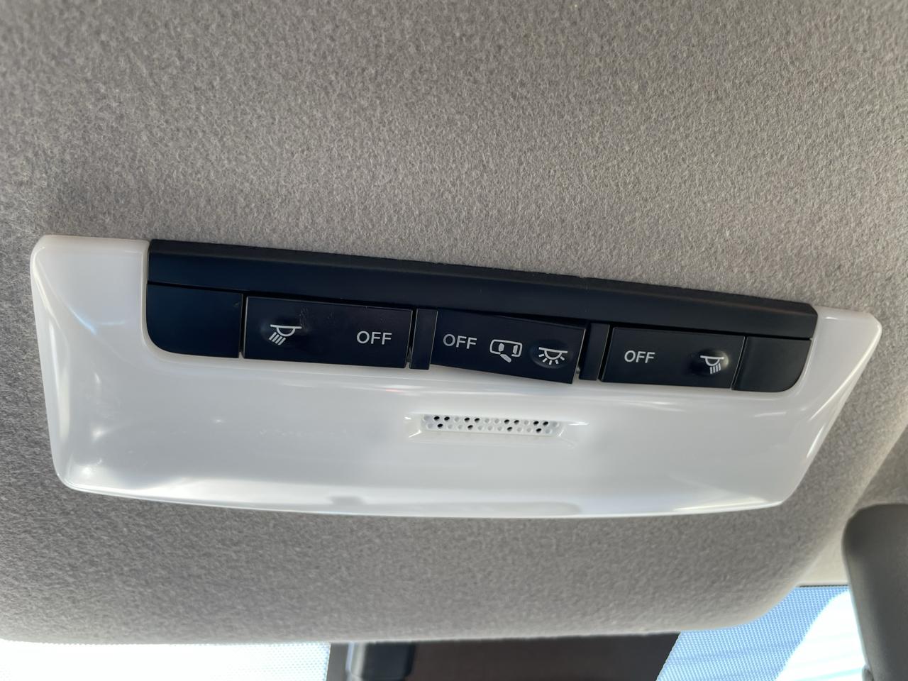 Nissan Versa S CVT 2025