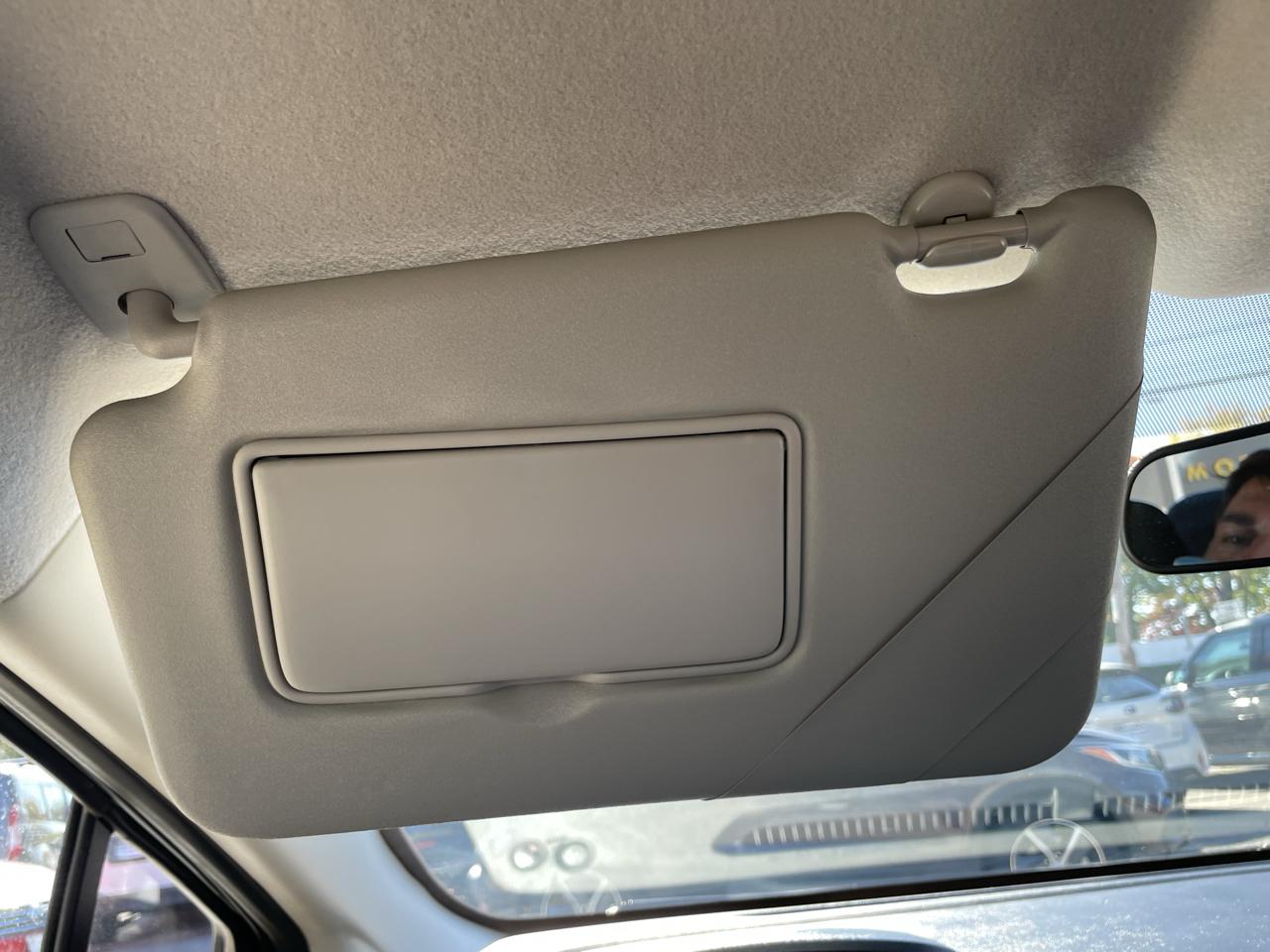 Nissan Versa S CVT 2025