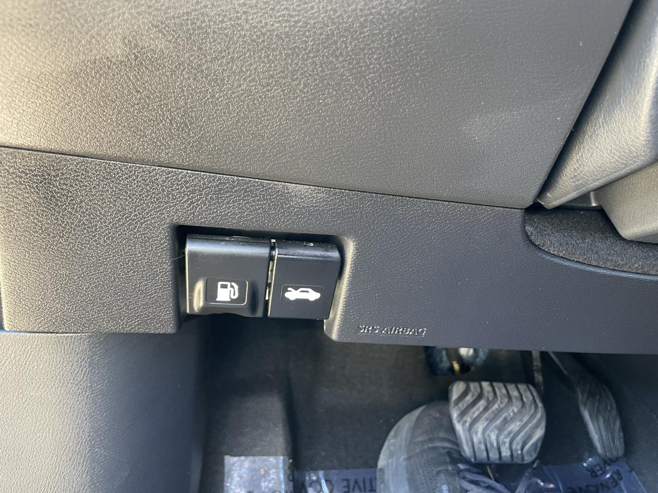 Nissan Versa S CVT 2025