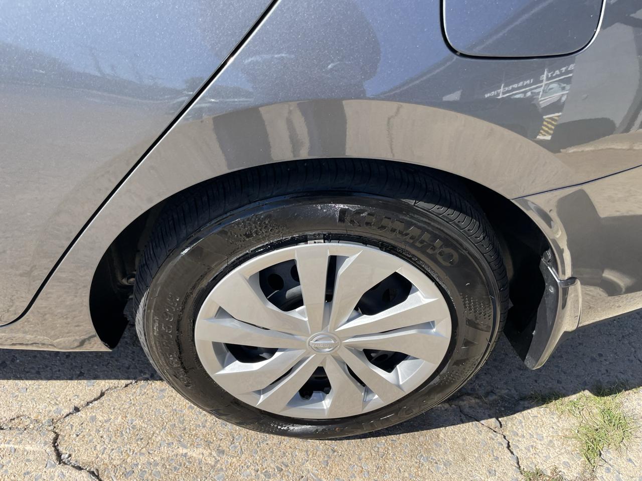 Nissan Versa S CVT 2025