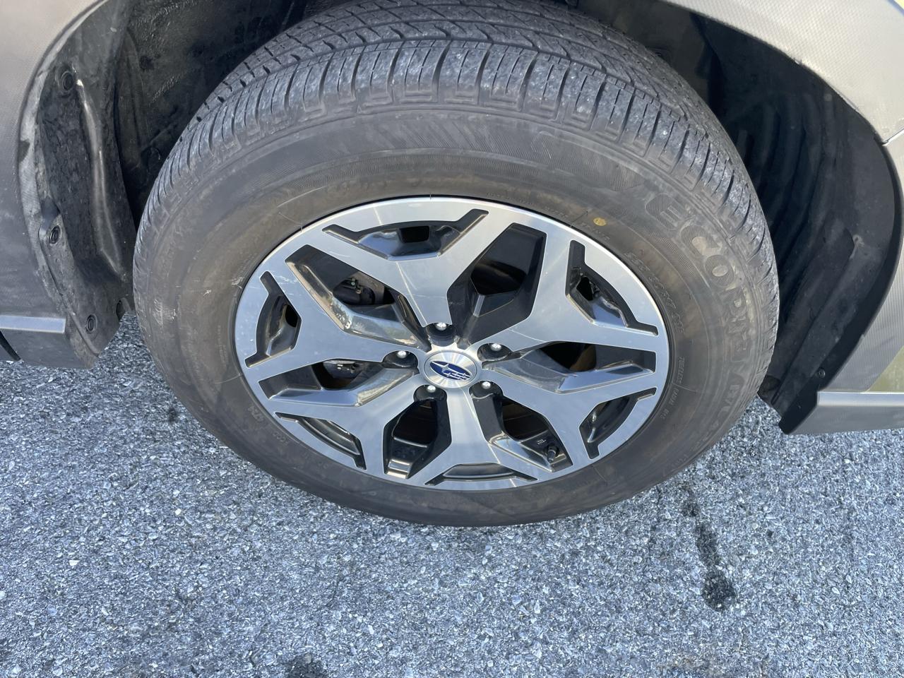 Subaru Forester 2.5i Premium 2024