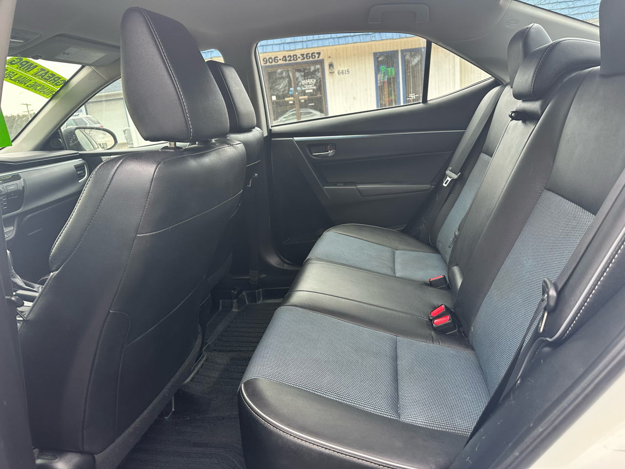 2016 Toyota Corolla S Premium photo 4