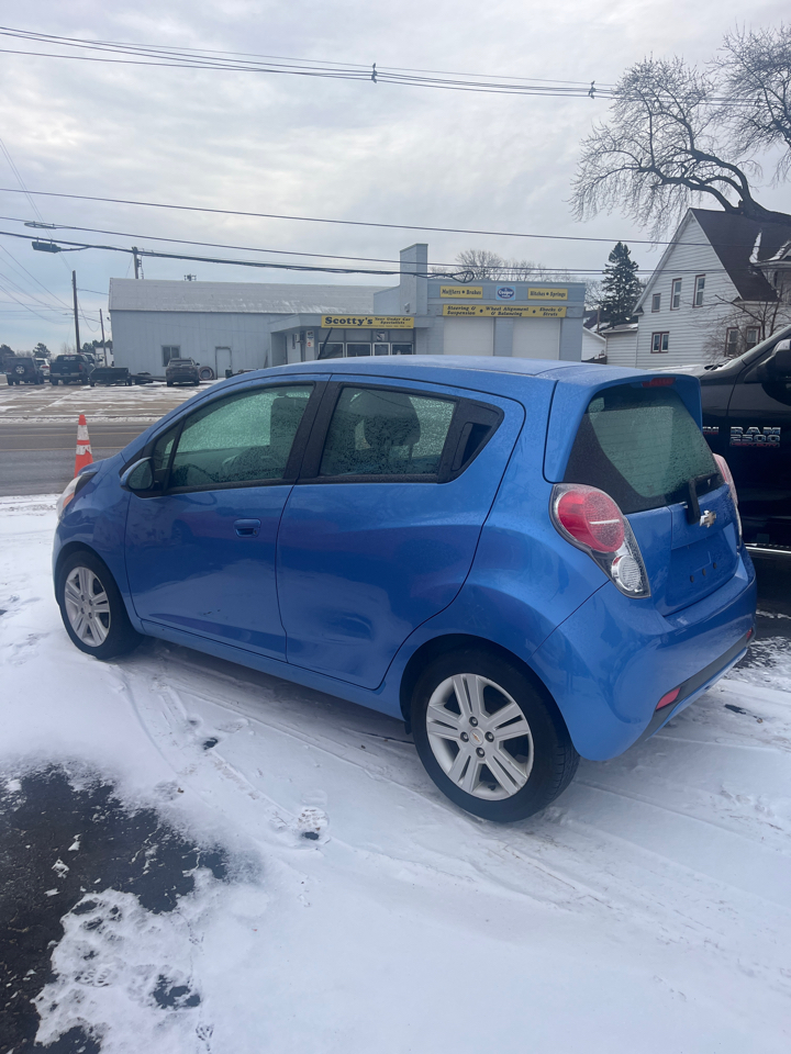 Chevrolet Spark 1LT CVT 2015