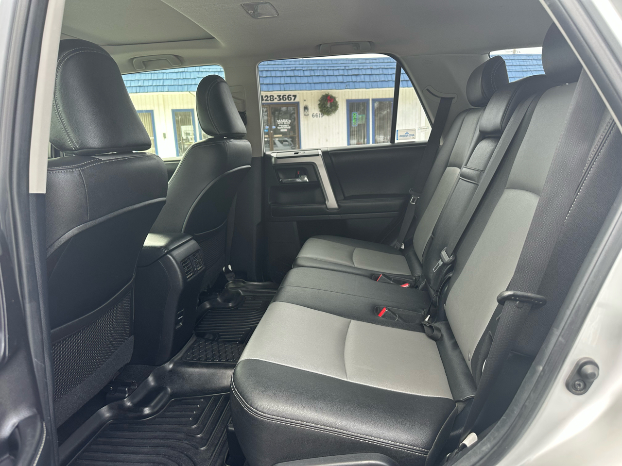 Toyota 4Runner SR5 4WD 2014