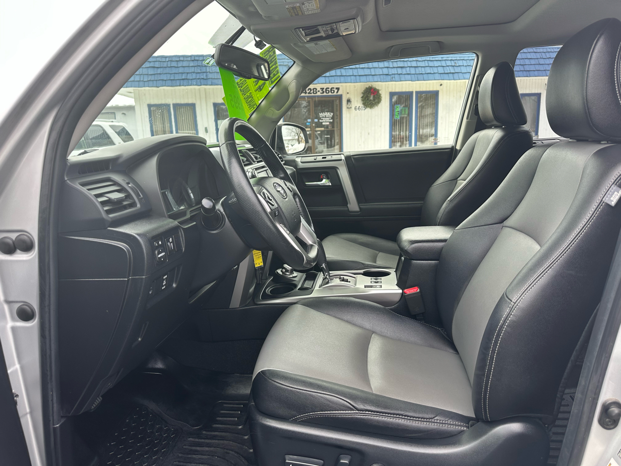 Toyota 4Runner SR5 4WD 2014