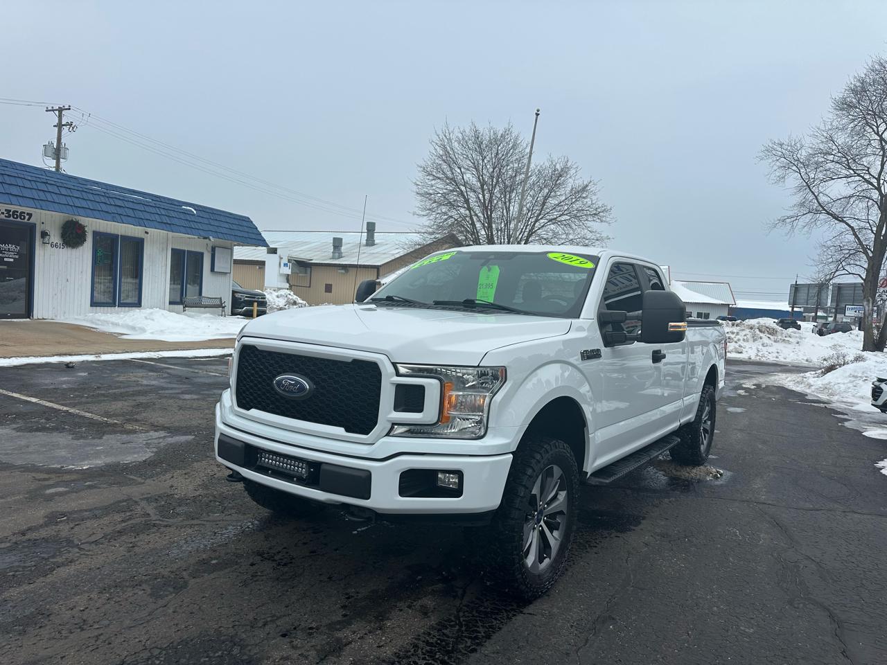 Ford F-150 XL SuperCab 6.5-ft. Bed 4WD 2019