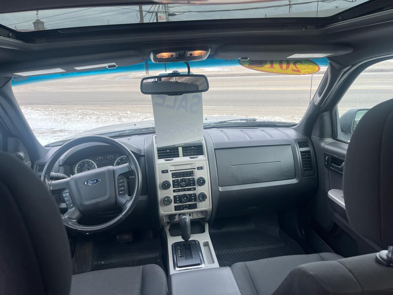 Ford Escape XLT 4WD 2012