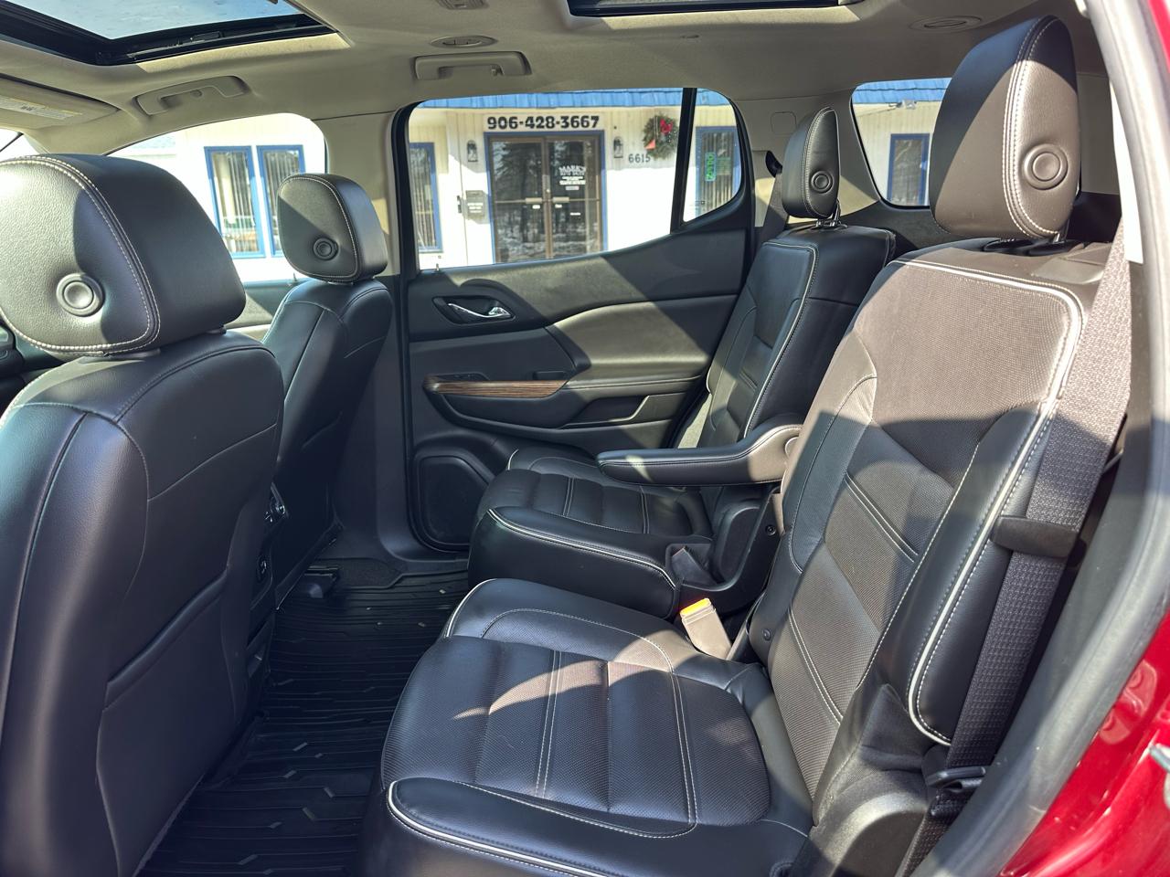 GMC Acadia Denali AWD 2017