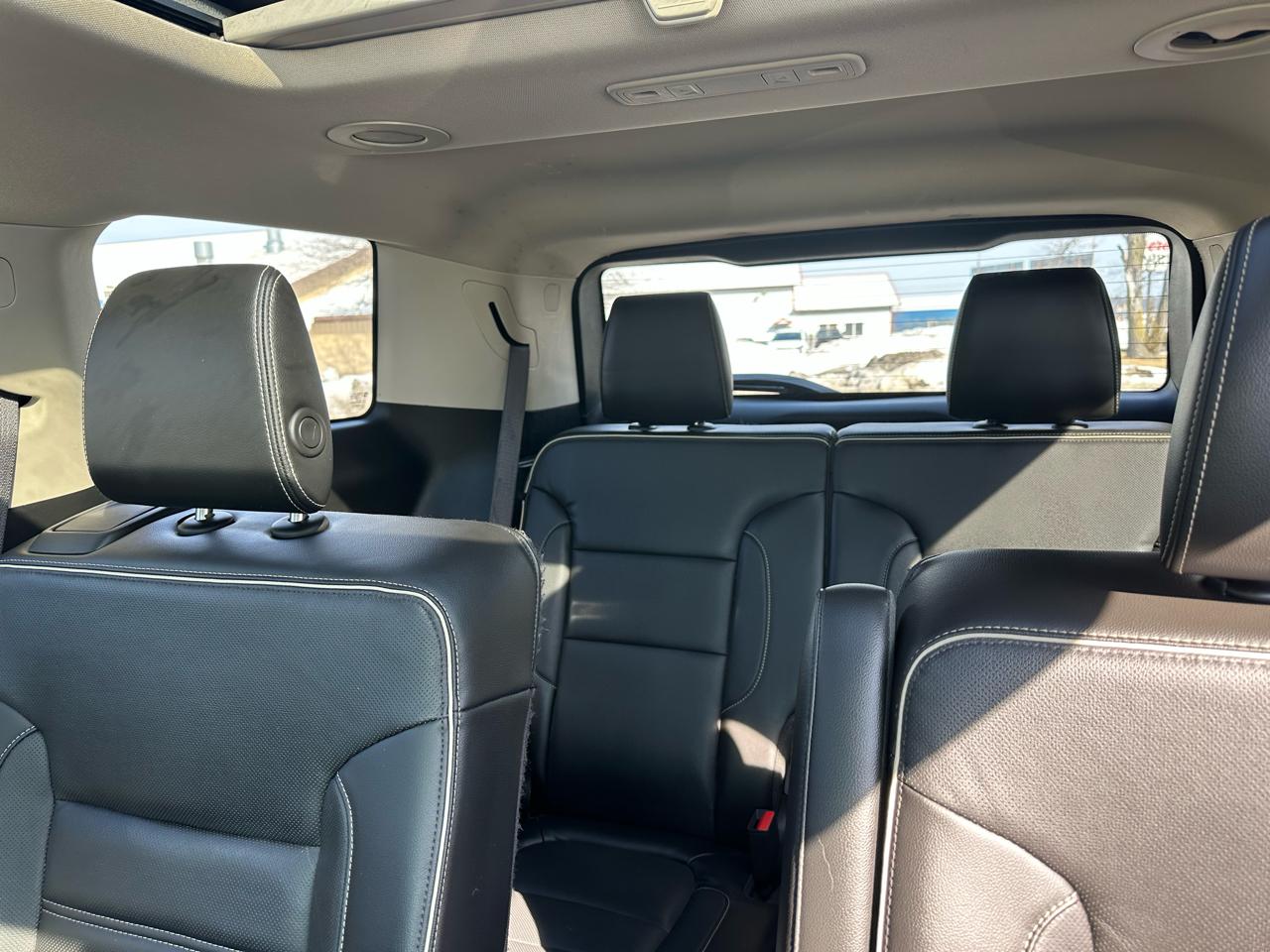 GMC Acadia Denali AWD 2017