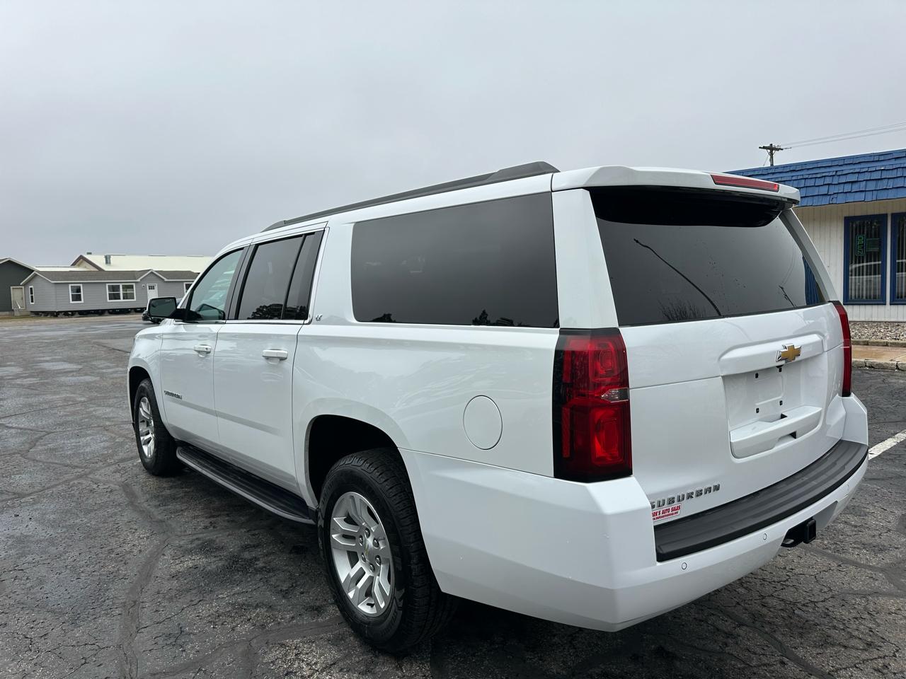 Chevrolet Suburban LT 4WD 2020