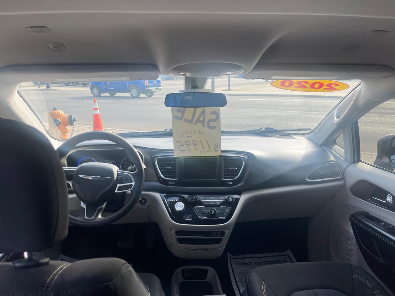 Chrysler Voyager L 2020