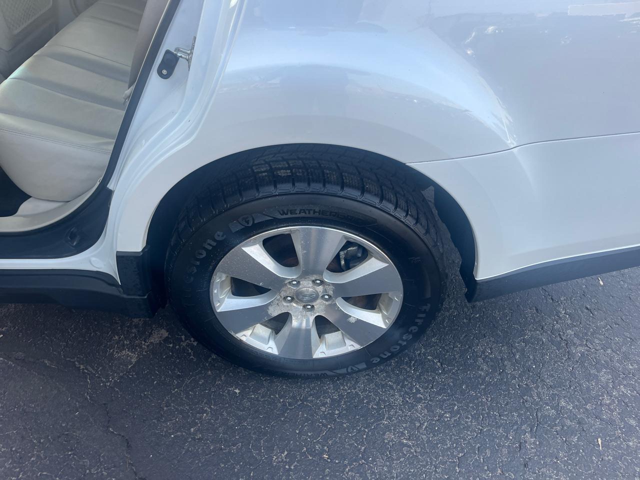 Subaru Outback 3.6R Limited 2011