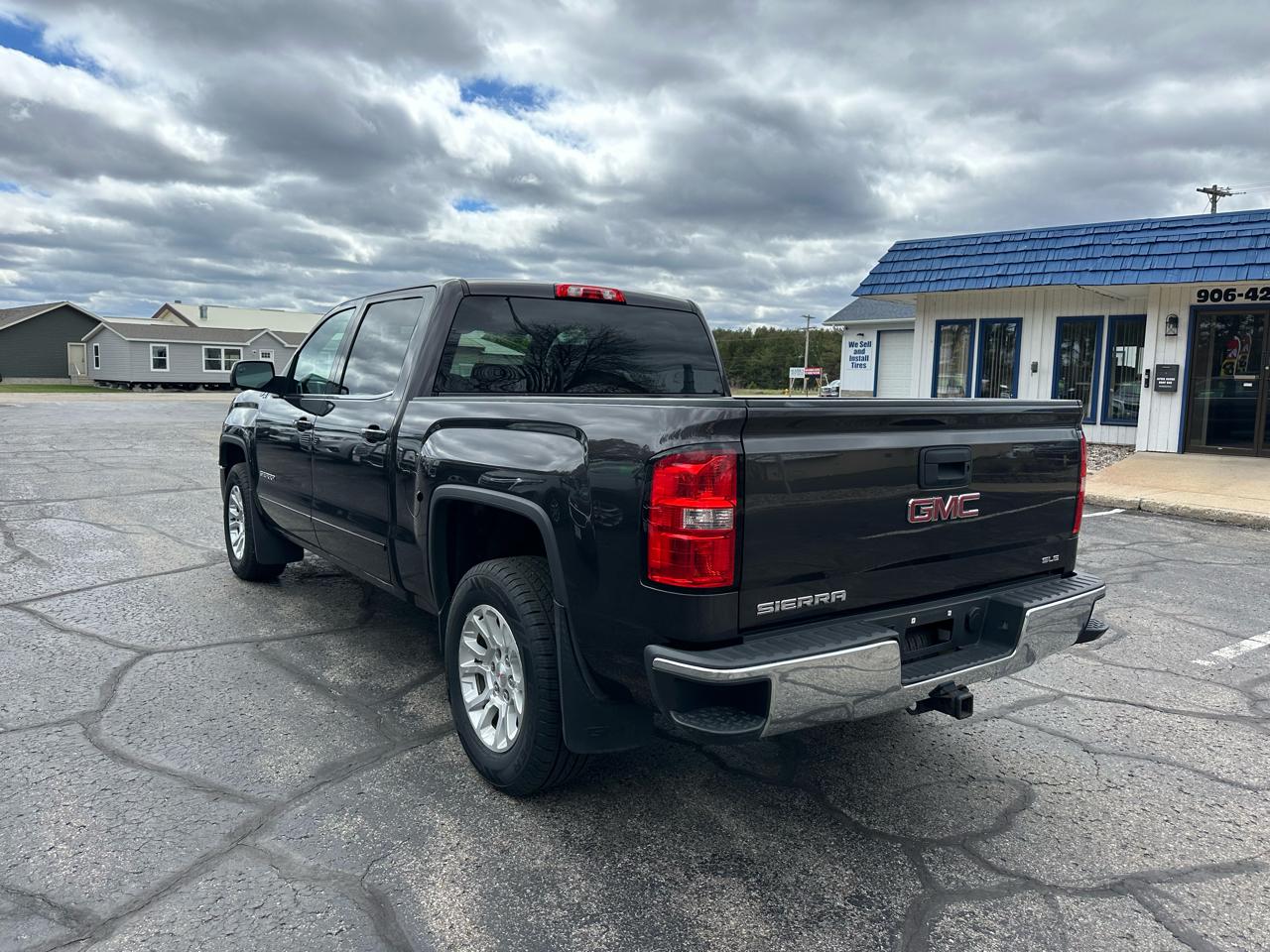 GMC Sierra 1500 SLE Crew Cab Long Box 4WD 2014