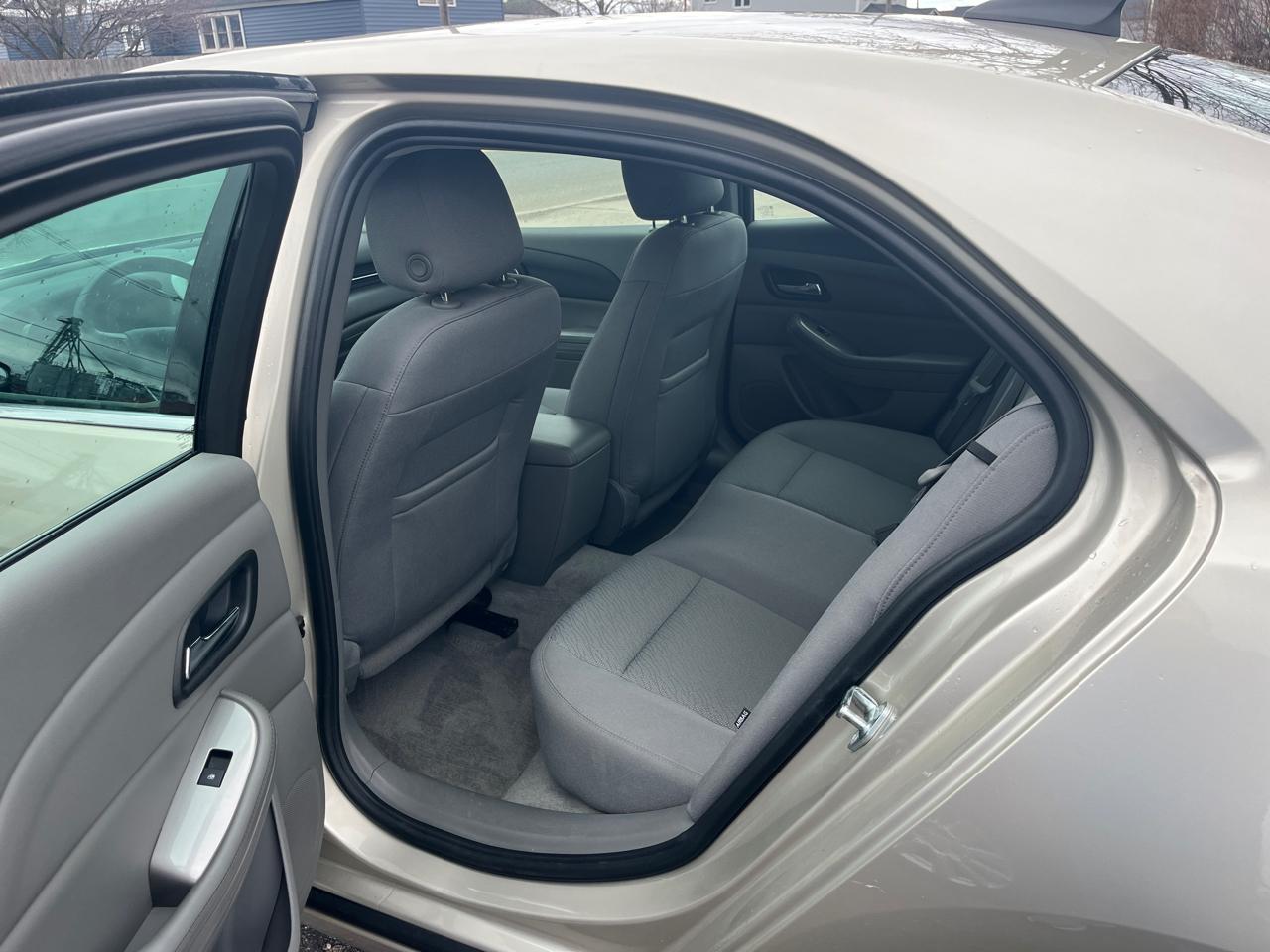 Chevrolet Malibu LS 2015