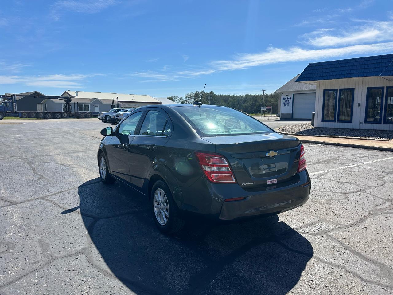 Chevrolet Sonic LT Auto Sedan 2017