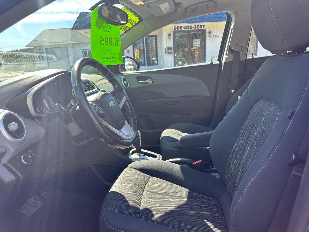 Chevrolet Sonic LT Auto Sedan 2017