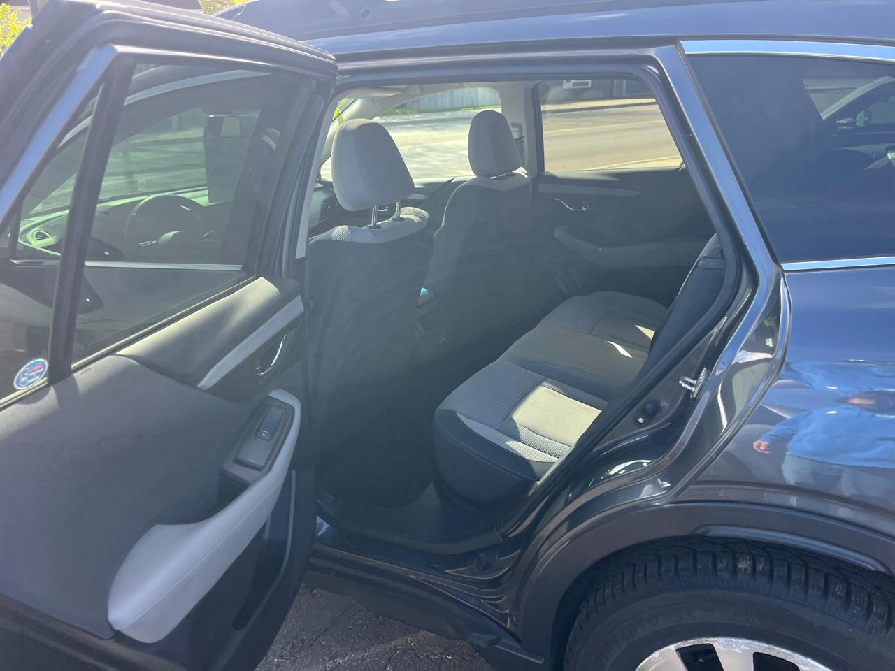 Subaru Outback Premium 2021