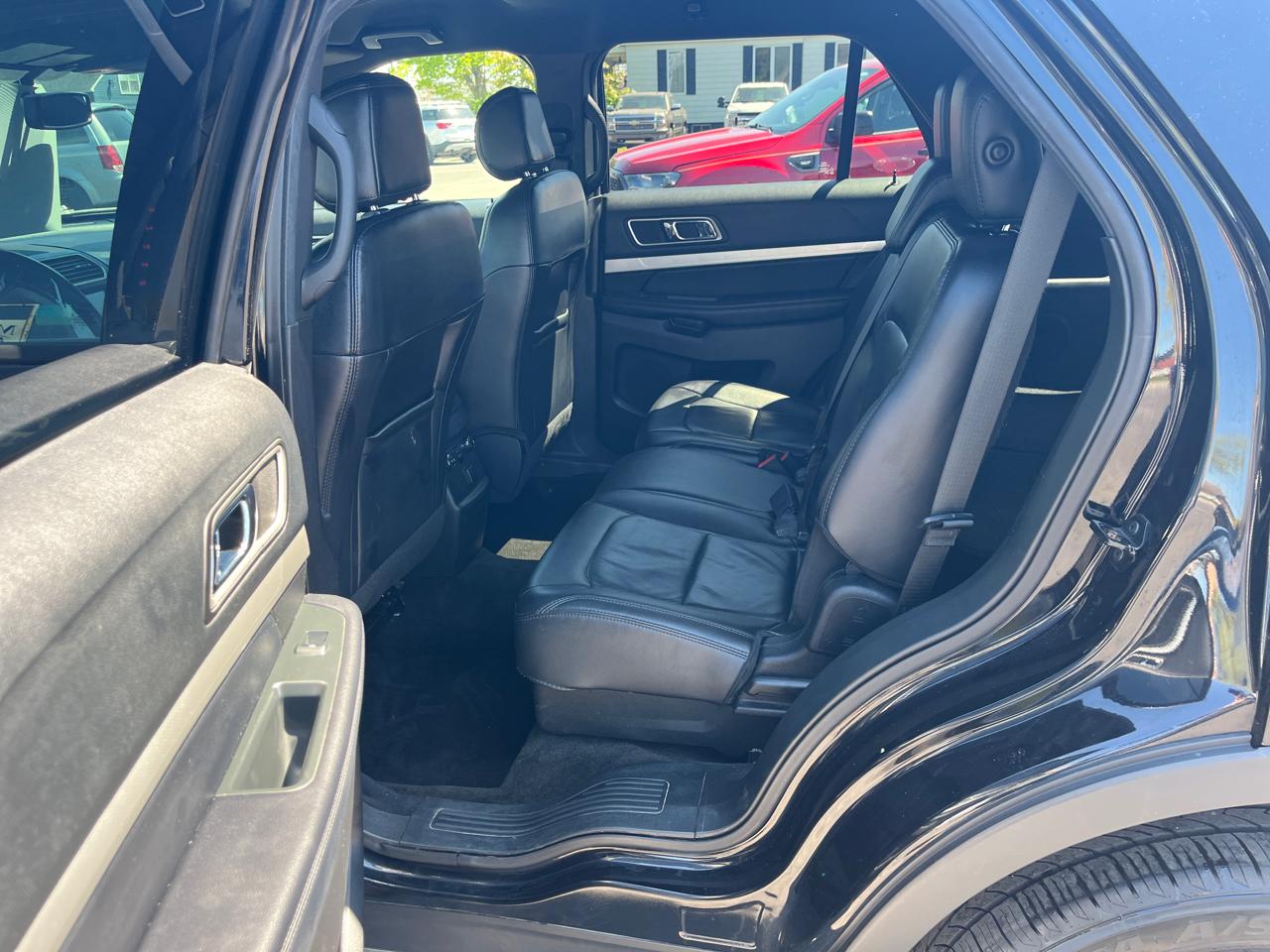 Ford Explorer XLT 4WD 2017