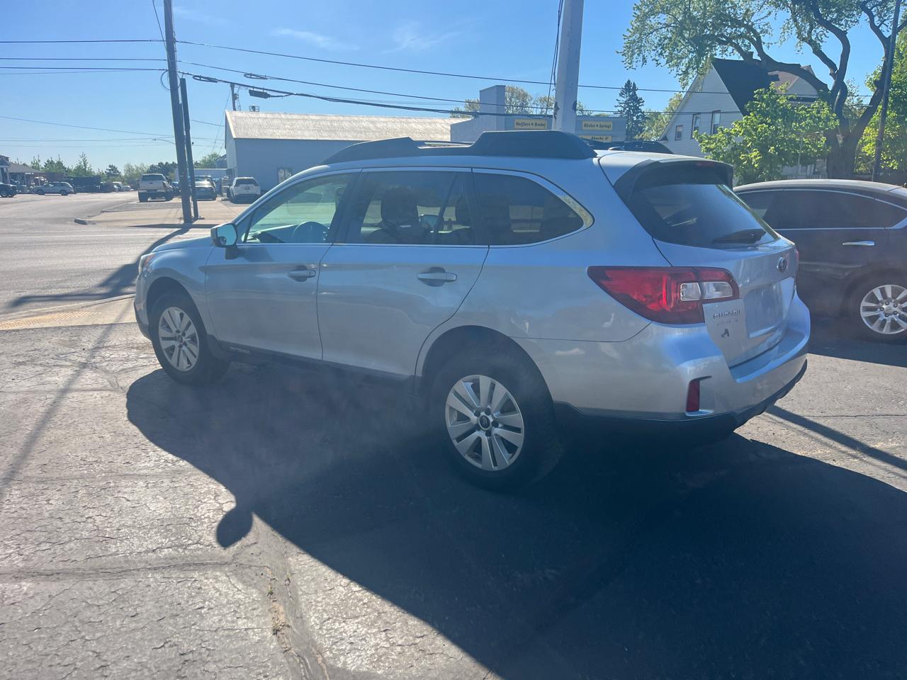 Subaru Outback 2.5i Premium 2015
