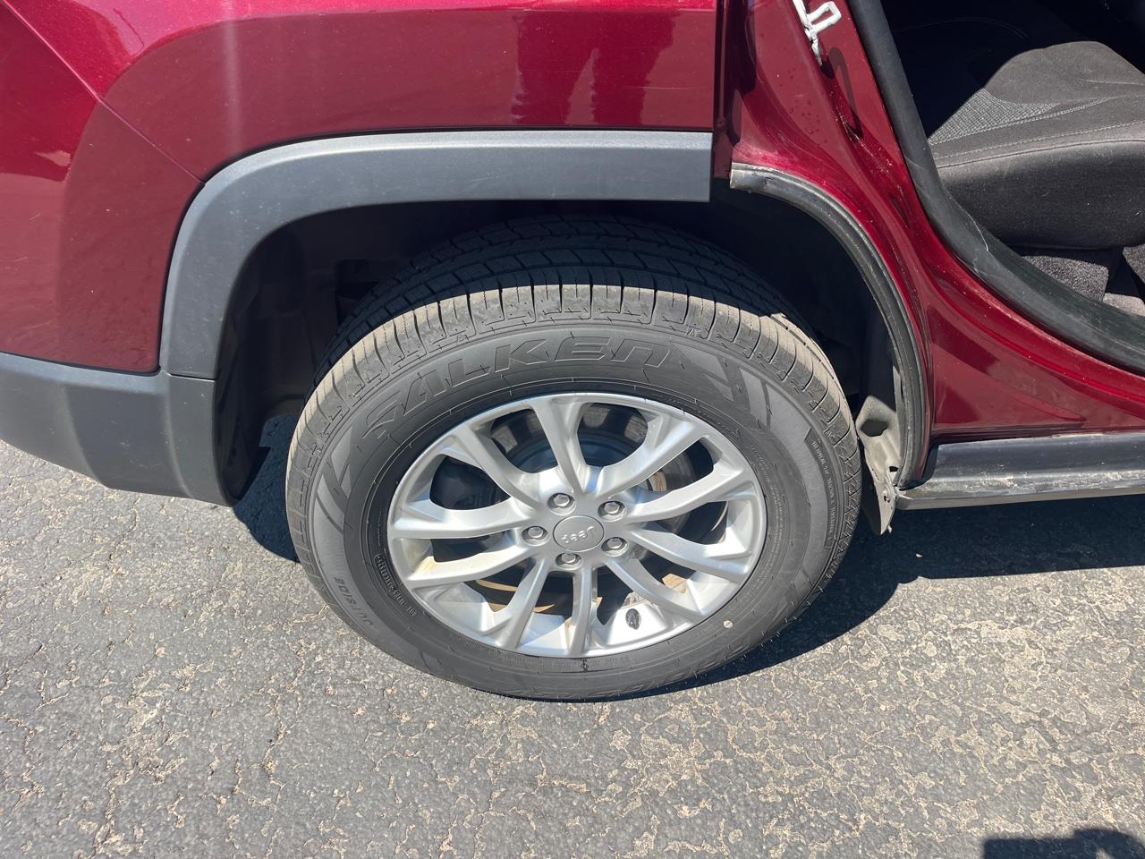 Jeep Cherokee Latitude 4WD 2019