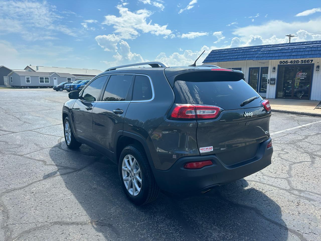Jeep Cherokee Latitude FWD 2017