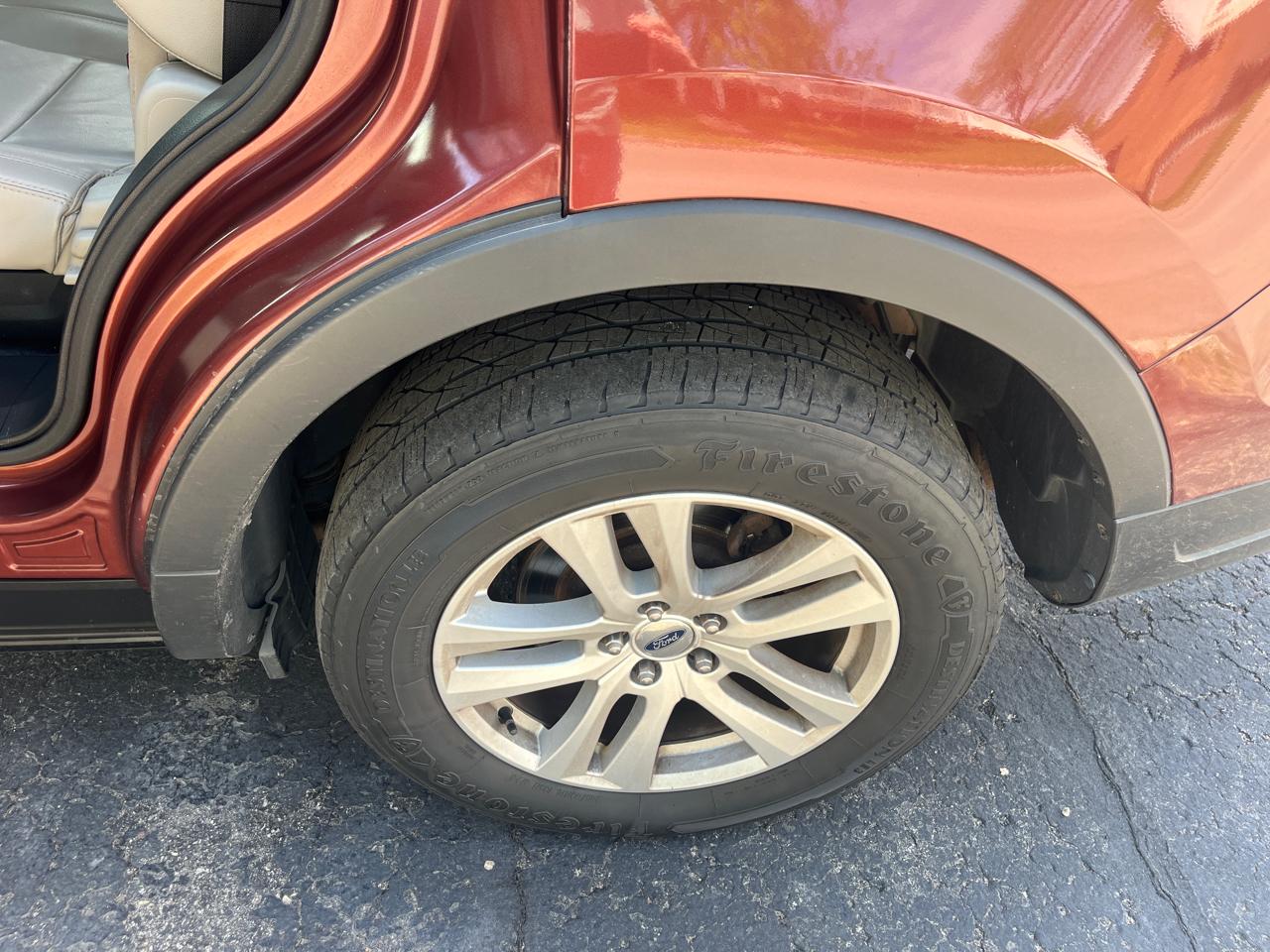 Ford Explorer XLT 4WD 2018