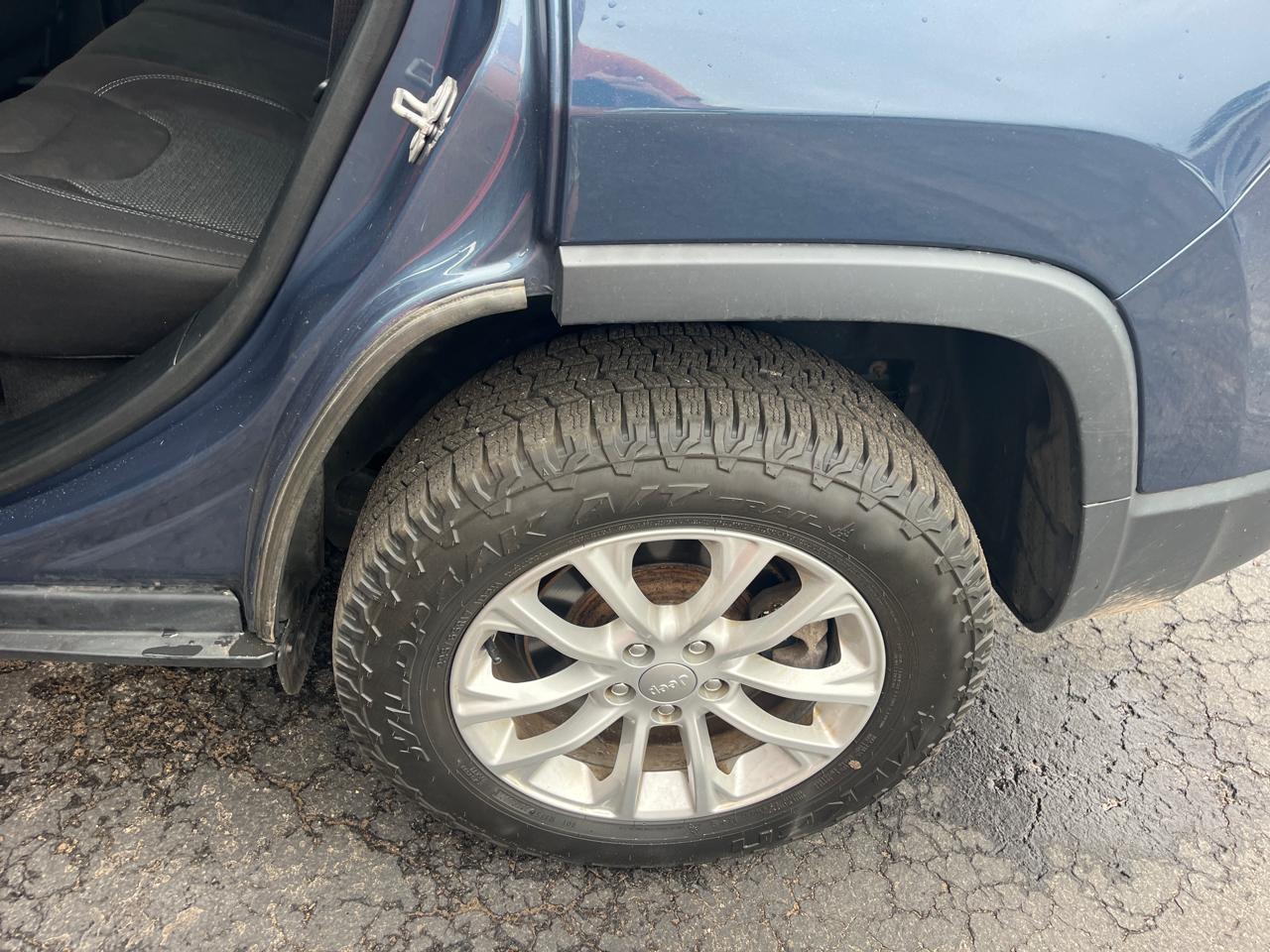 Jeep Cherokee Latitude 4WD 2020
