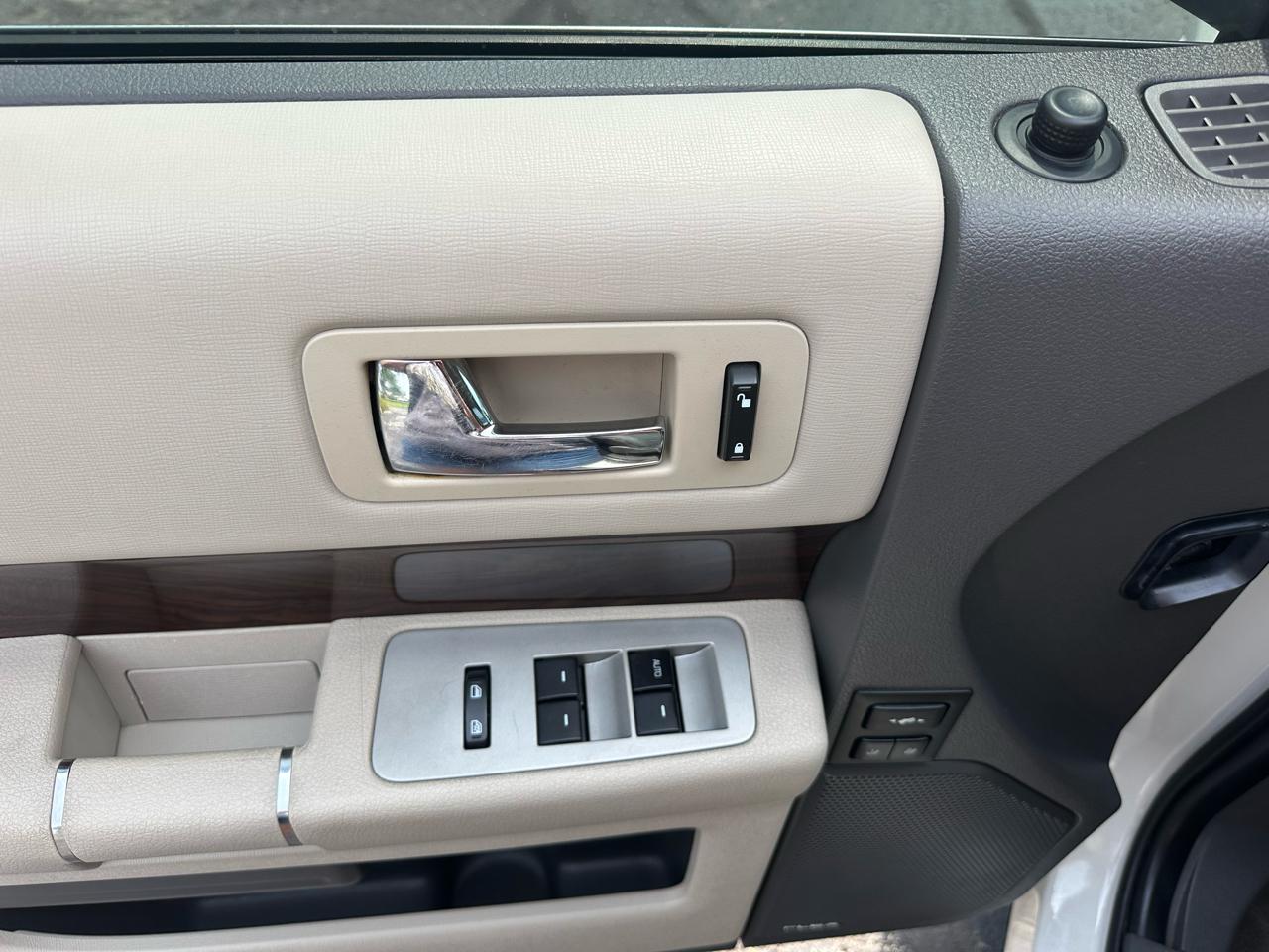 Ford Flex SEL FWD 2012