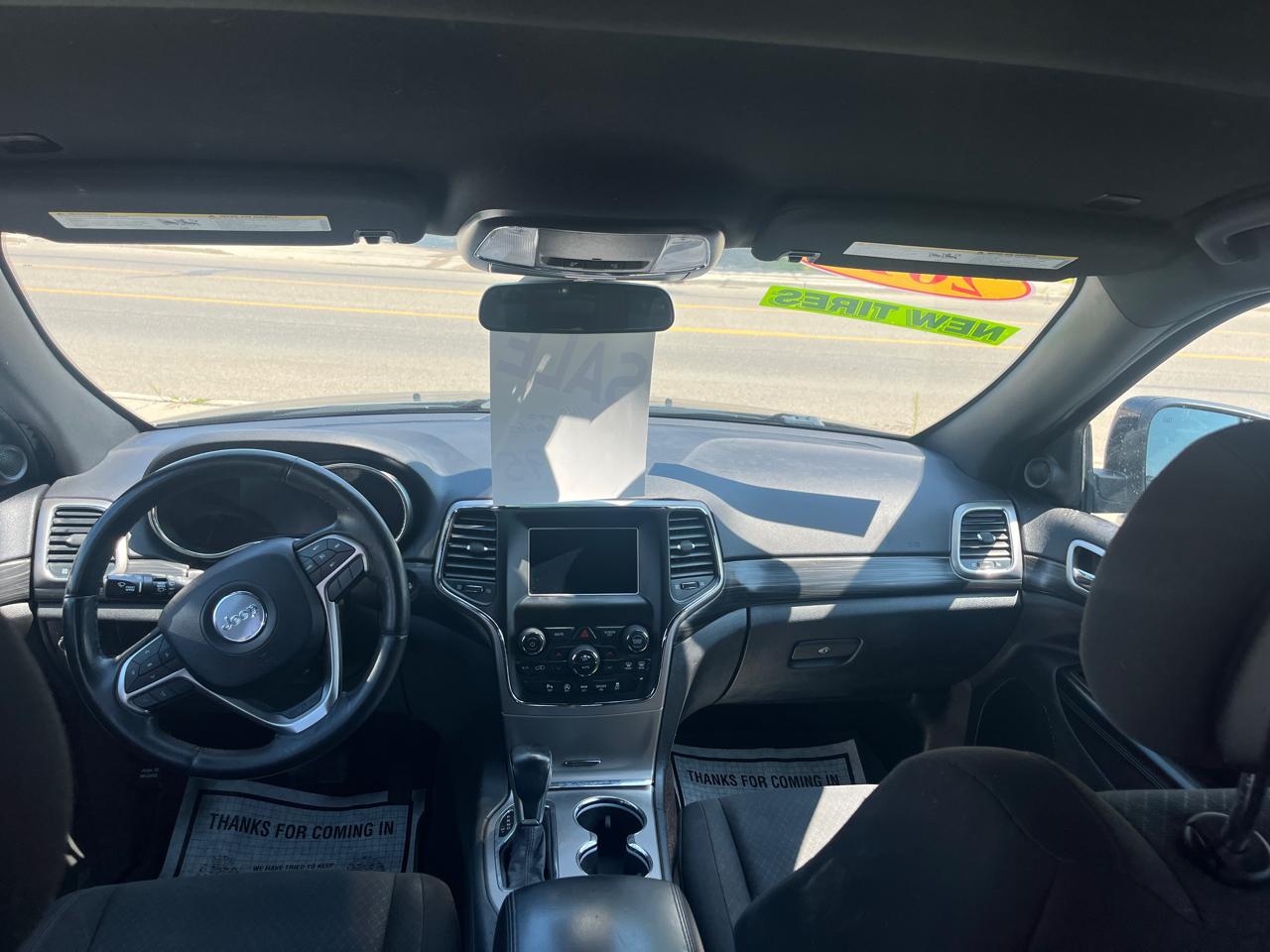 Jeep Grand Cherokee Laredo 4WD 2019