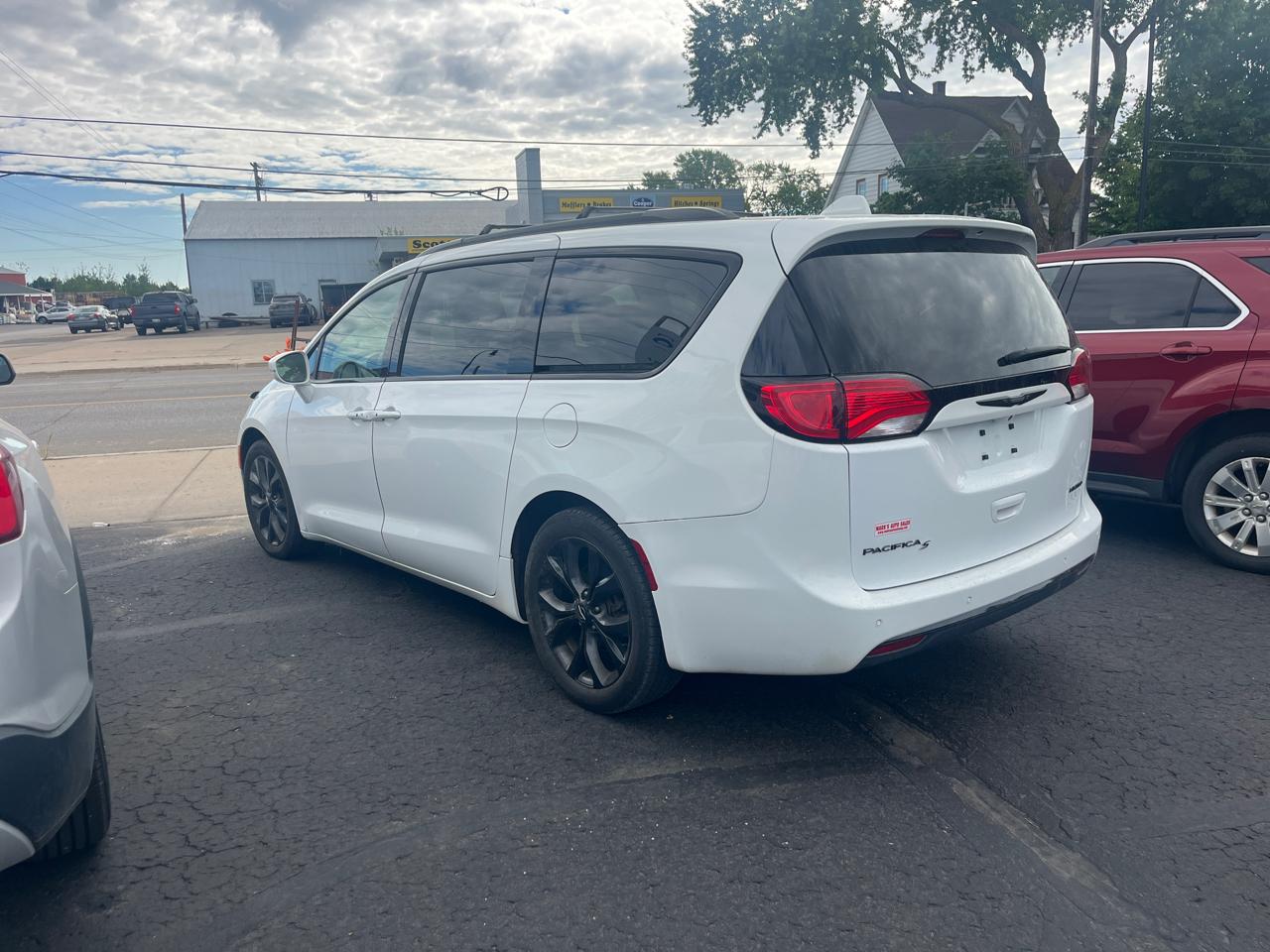 Chrysler Pacifica Limited 2019